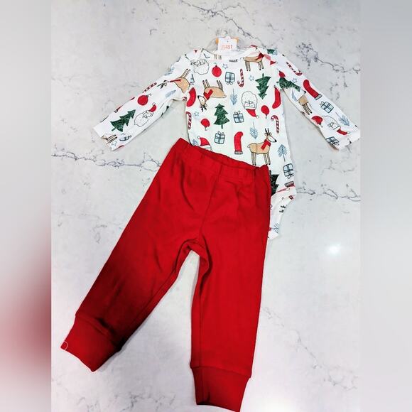 CARTER'S Christmas 2 Piece Set or Pajamas Reindeer Santa Trees Present 12 Mo - Picture 5 of 9
